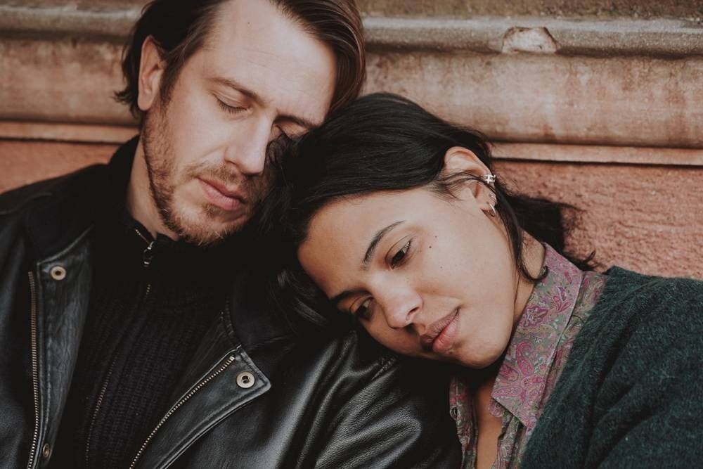 Aux jours qui viennent : Photo Zita Hanrot, Bastien Bouillon