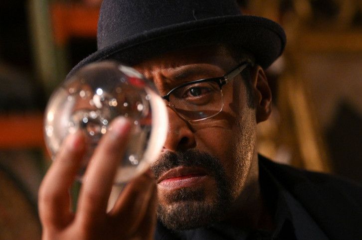 Irrational : Photo Jesse L. Martin
