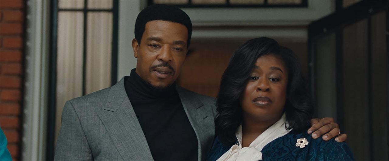 Les Suprêmes : Photo Russell Hornsby, Uzo Aduba