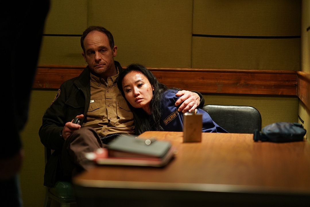 Alma & The Wolf : Photo Li Jun Li, Ethan Embry