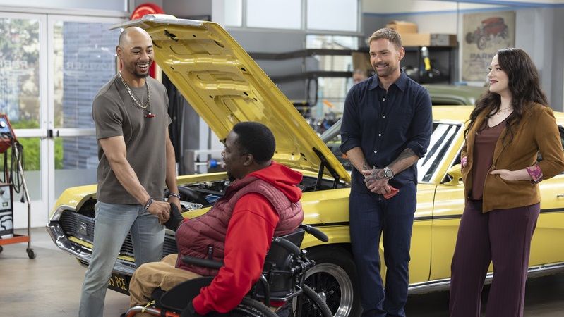 Famille en réparation : Photo Seann William Scott, Mookie Betts, Daryl Mitchell, Kat Dennings