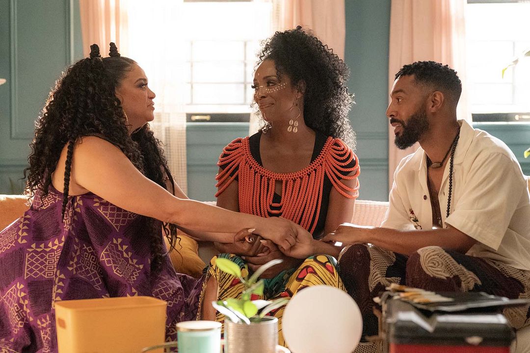 Photo Tone Bell, Tasha Smith, Michelle Buteau