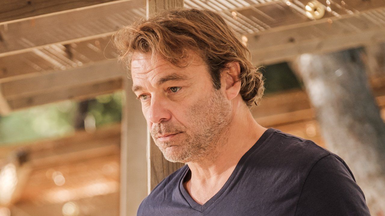 Les Mystères de l'amour sur TMC : Patrick Puydebat (Nicolas) s'exprime pour la première fois sur la fin de la série - News Séries à la TV - AlloCiné
