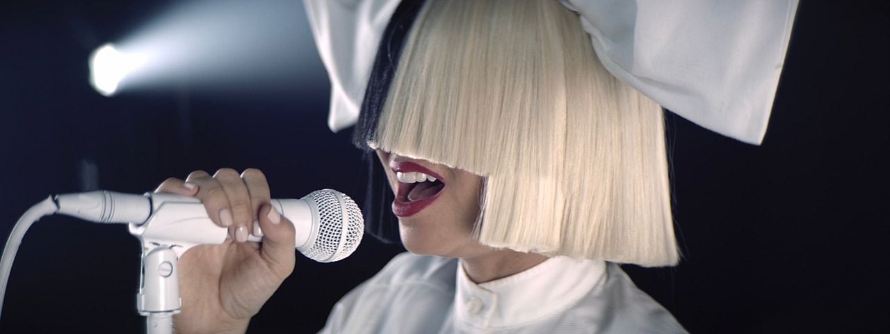 Sia: Nostalgic For The Present : Photo Sia