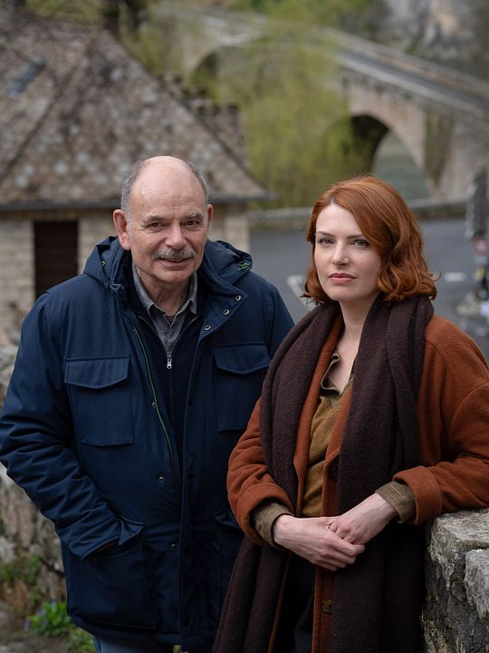 Meurtres à Millau : Affiche
