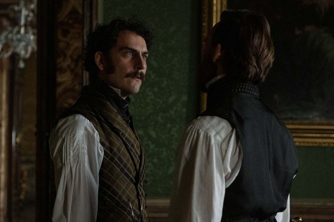 Le Comte de Monte-Cristo : Photo Sam Claflin, Harry Taurasi