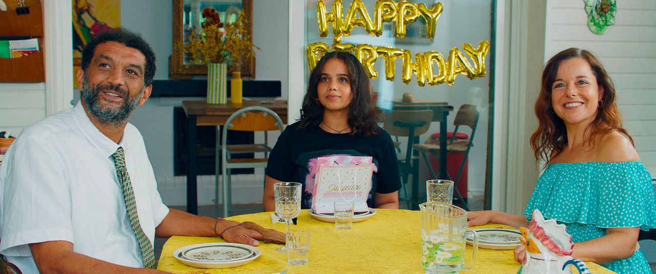 Classe moyenne : Photo Ramzy Bedia, Laure Calamy