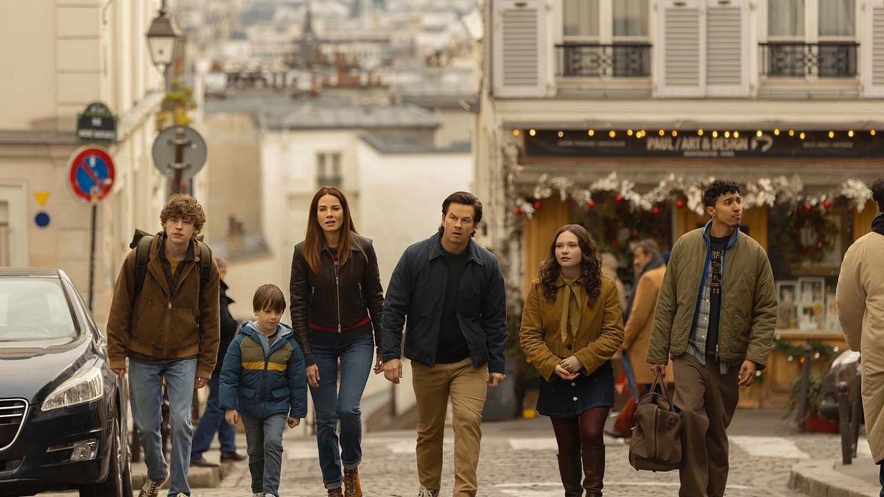 The Family Plan 2 : Photo Mark Wahlberg, Zoe Margaret Colletti, Van Crosby, Reda Elazouar, Peter Lindsay, Michelle Monaghan