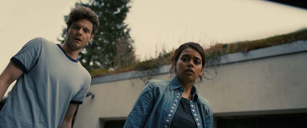 Companion : Photo Megan Suri, Jack Quaid