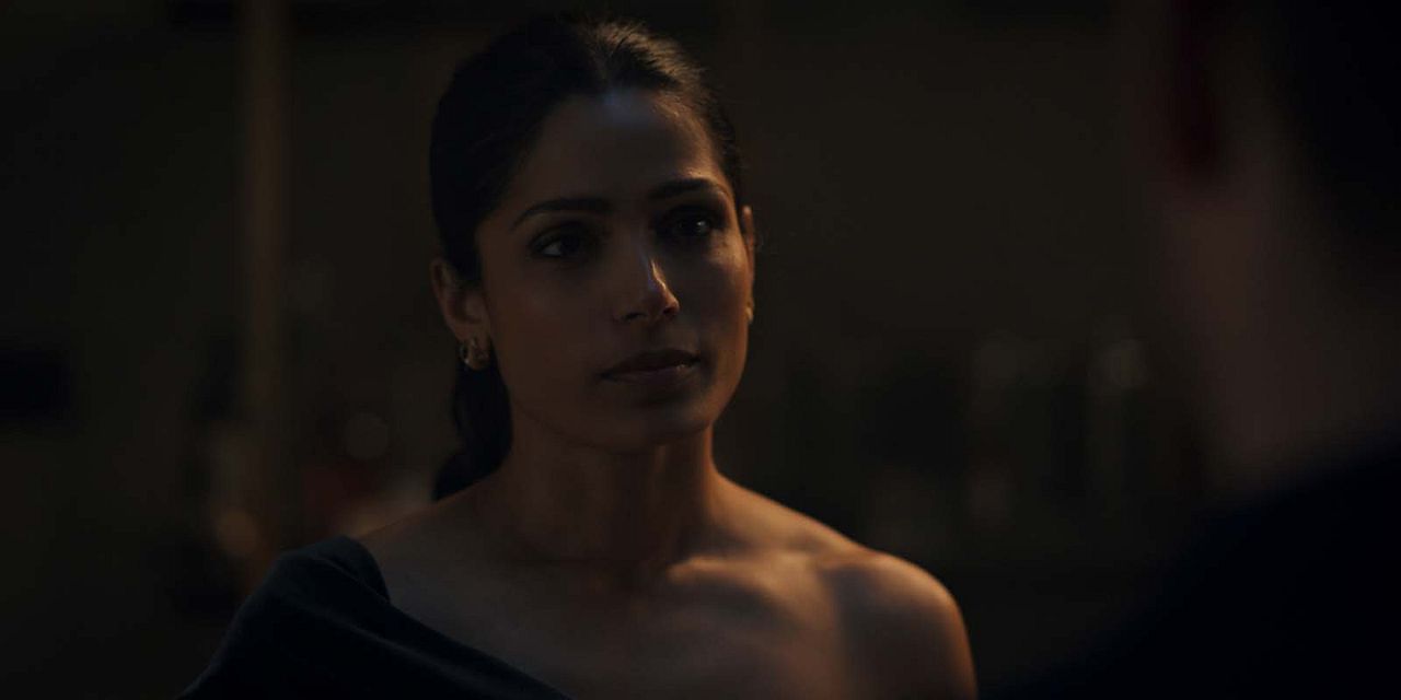Surface (2022) : Photo Freida Pinto