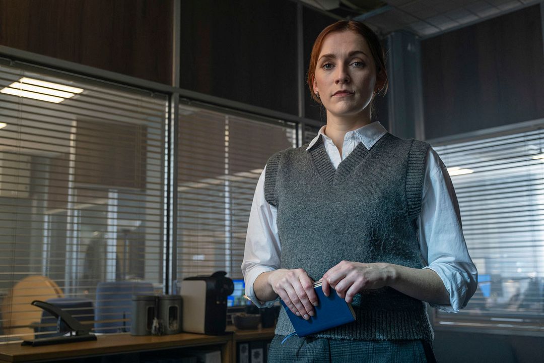 Code Of Silence : Photo Charlotte Ritchie