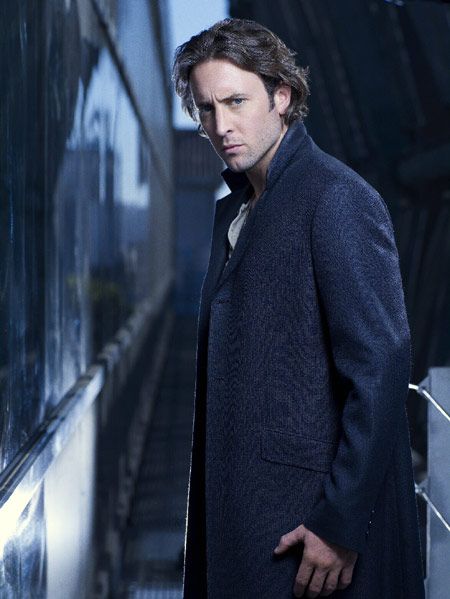 Photo Alex O'Loughlin
