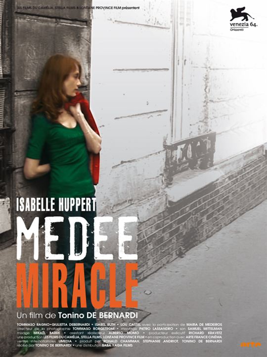 Médée Miracle : Affiche