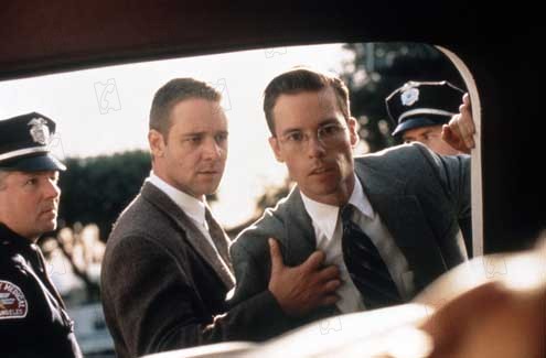 L.A. Confidential : Photo Curtis Hanson, Guy Pearce, Russell Crowe