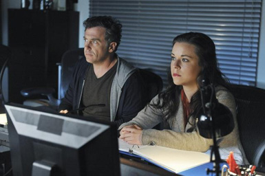 Castle : Photo David Eigenberg, Tina Majorino