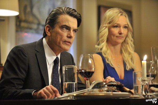 Covert Affairs : Photo Peter Gallagher, Kari Matchett