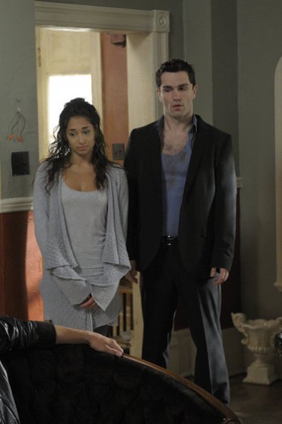 Being Human (US) : Photo Sam Witwer, Meaghan Rath