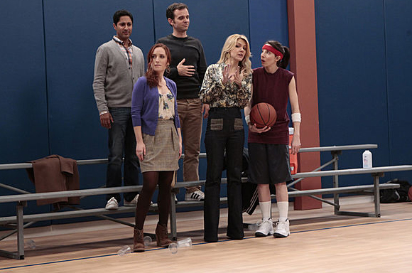 Whitney : Photo Dan O'Brien, Rhea Seehorn, Maulik Pancholy, Whitney Cummings