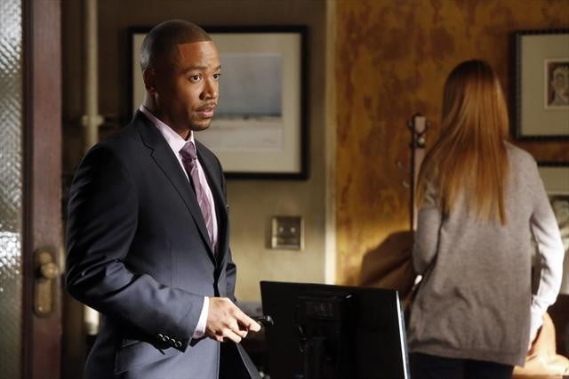 Scandal : Photo Darby Stanchfield, Columbus Short