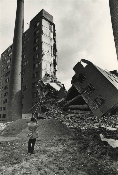 The Pruitt-Igoe Myth : Photo