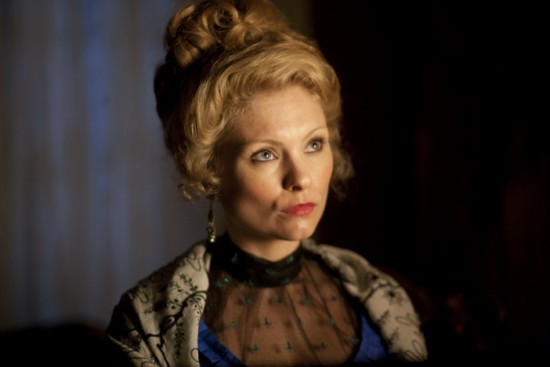 Ripper Street : Photo Myanna Buring