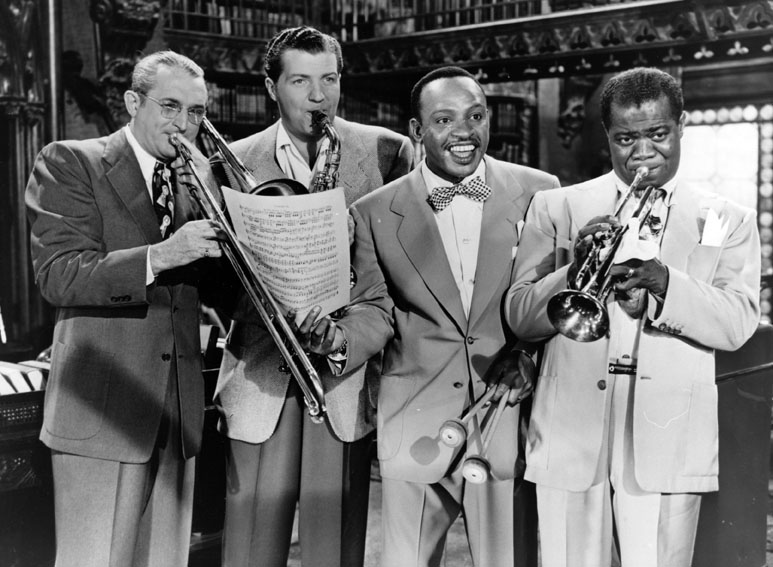 Si bémol et fa dièse : Photo Louis Armstrong, Lionel Hampton, Charlie Barnett, Tommy Dorsey
