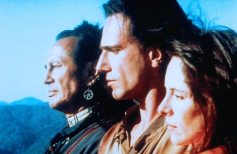 Le Dernier des Mohicans : Photo Madeleine Stowe, Russell Means, Daniel Day-Lewis