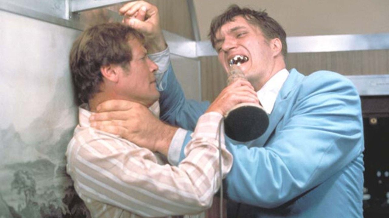 L Espion Qui M Aimait Streaming James Bond - L'Espion qui m'aimait à 21h sur France 4 : qui joue le rôle de  Requin, le colosse aux dents d'acier ? - Actus Ciné - AlloCiné