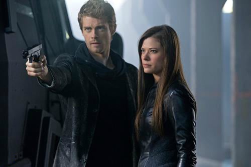 The Tomorrow People (2013) : Photo Luke Mitchell, Peyton List (I)