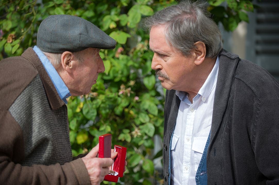 Louis la Brocante : Photo Michel Robin, Victor Lanoux