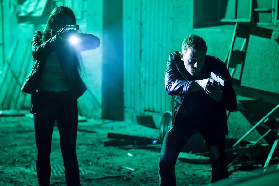Dominion : Photo Kim Engelbrecht, Christopher Egan