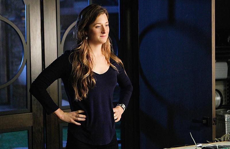 Extant : Photo Grace Gummer