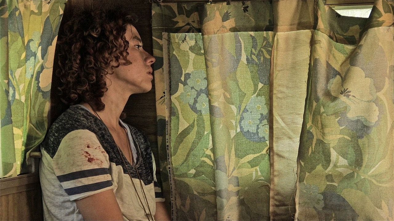 Exists : Photo Dora Madison