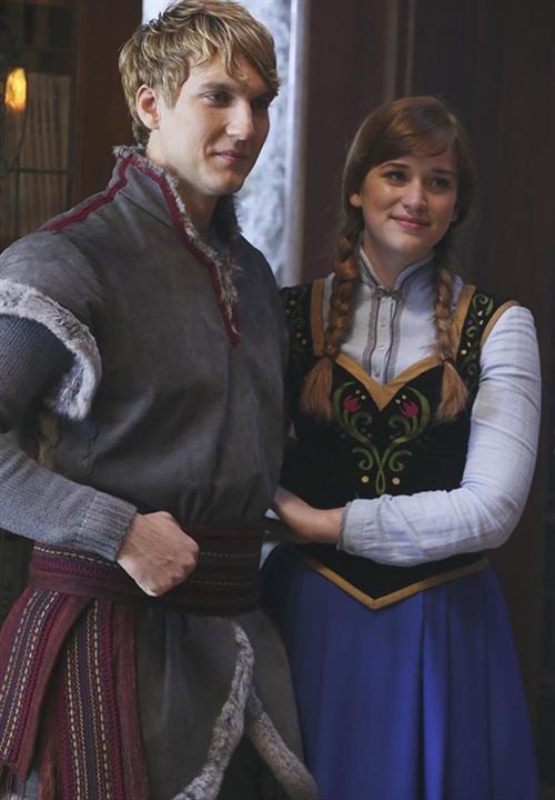 Once Upon a Time : Photo Scott Michael Foster, Elizabeth Lail