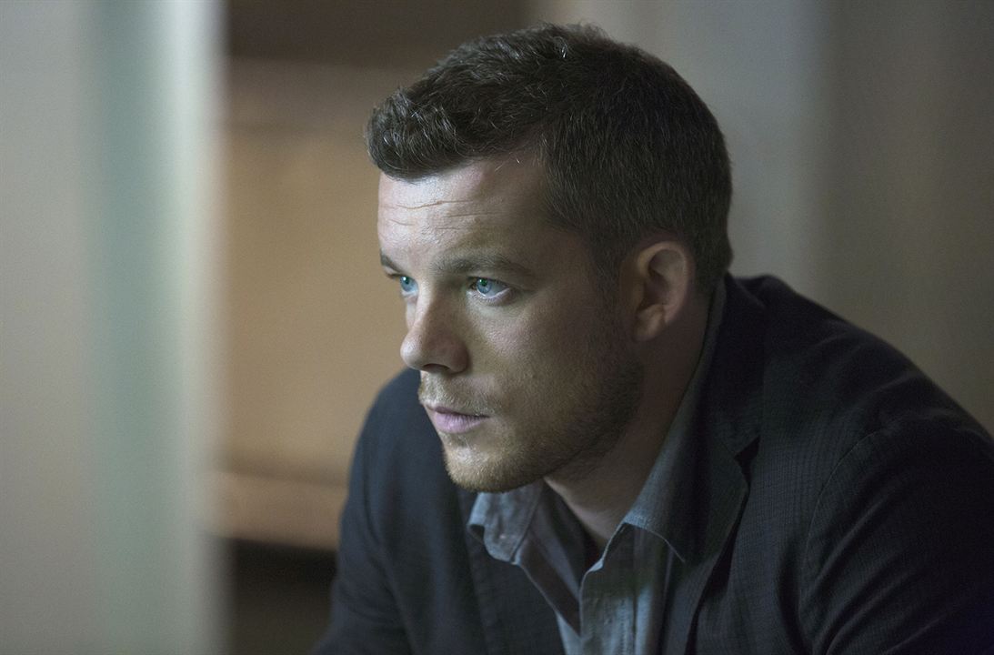 Looking : Photo Russell Tovey