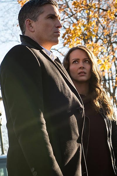 Person Of Interest : Photo Amy Acker, Jim Caviezel