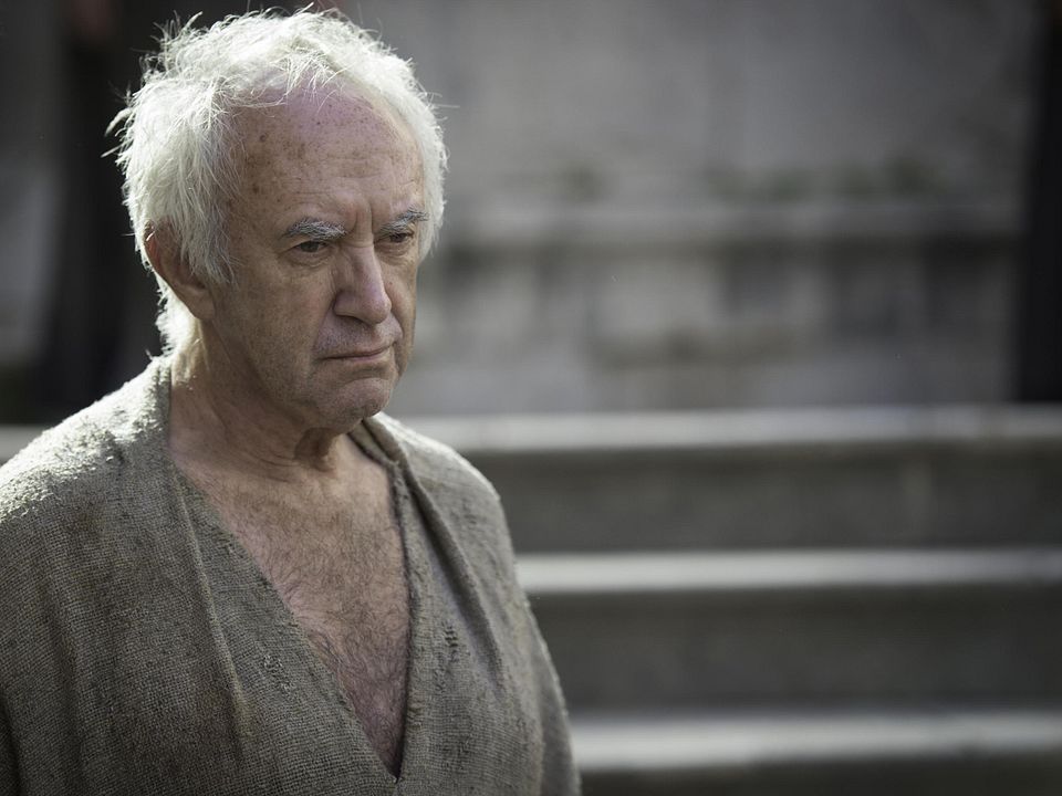 Photo Jonathan Pryce