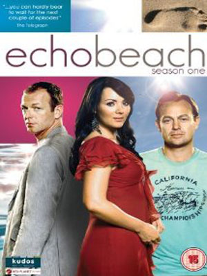 Echo Beach : Affiche