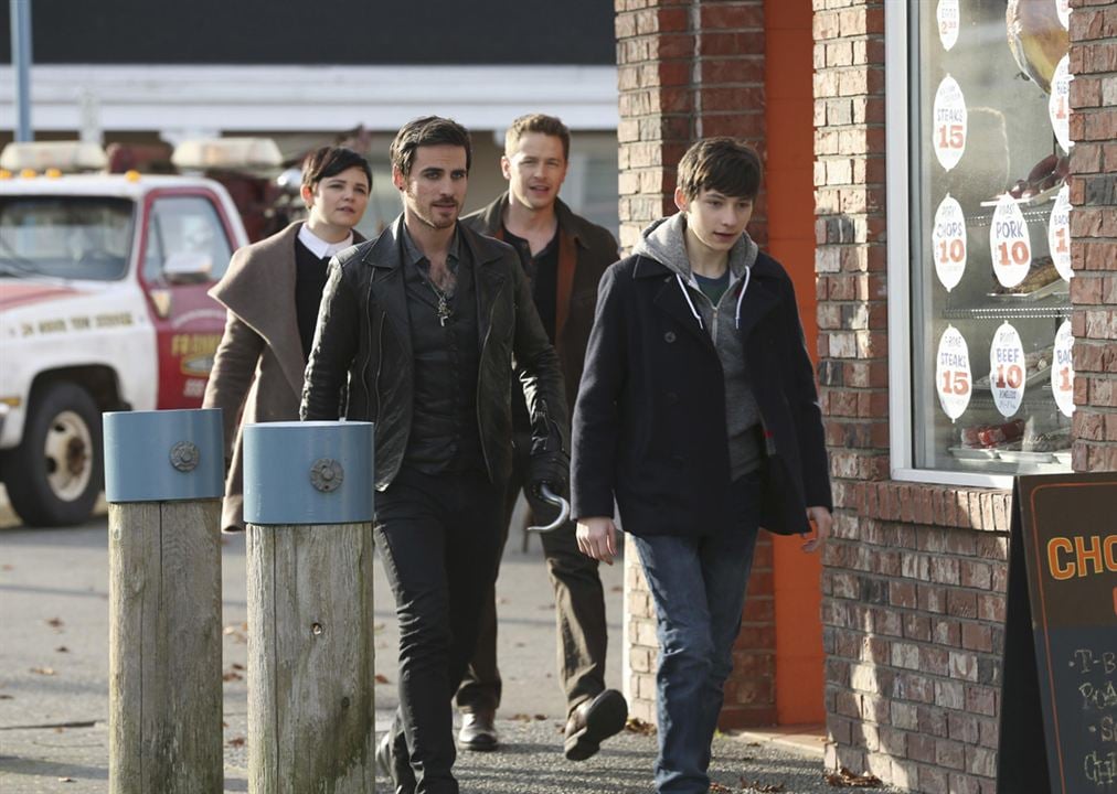 Once Upon a Time : Photo Jared Gilmore, Ginnifer Goodwin, Colin O'Donoghue, Josh Dallas