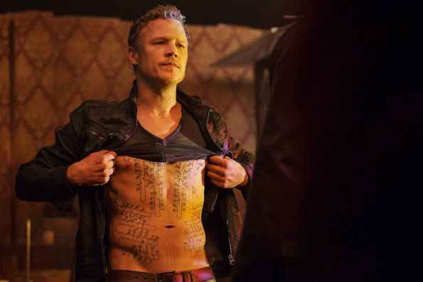 Dominion : Photo Christopher Egan