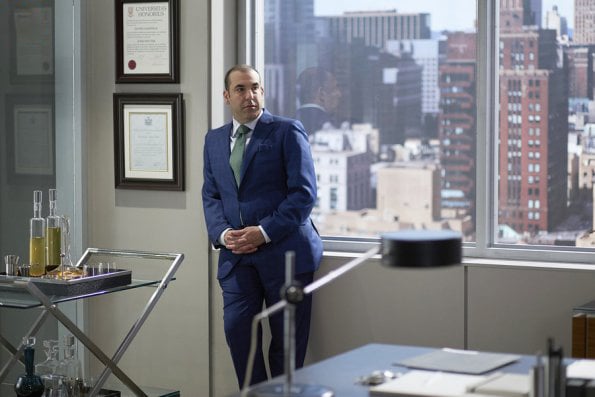 Suits : avocats sur mesure : Photo Rick Hoffman