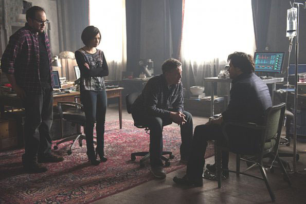Beauty and The Beast (2012) : Photo Austin Basis, Nicole Gale Anderson, Jason Gedrick, Ted Whittall