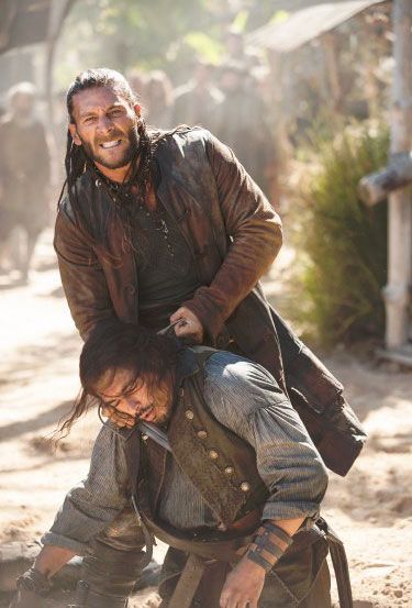 Black Sails : Photo Zach McGowan
