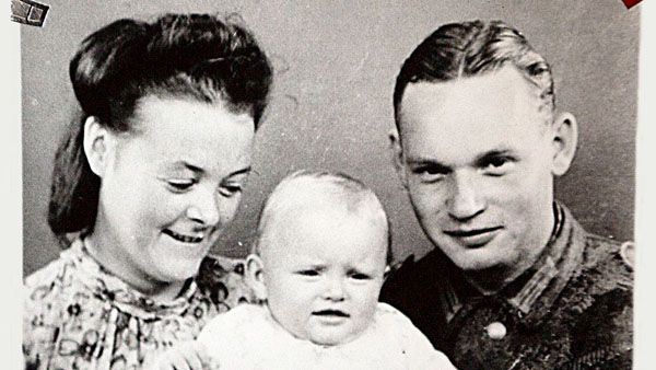 Kiss of War - The Children of the Hated : Photo
