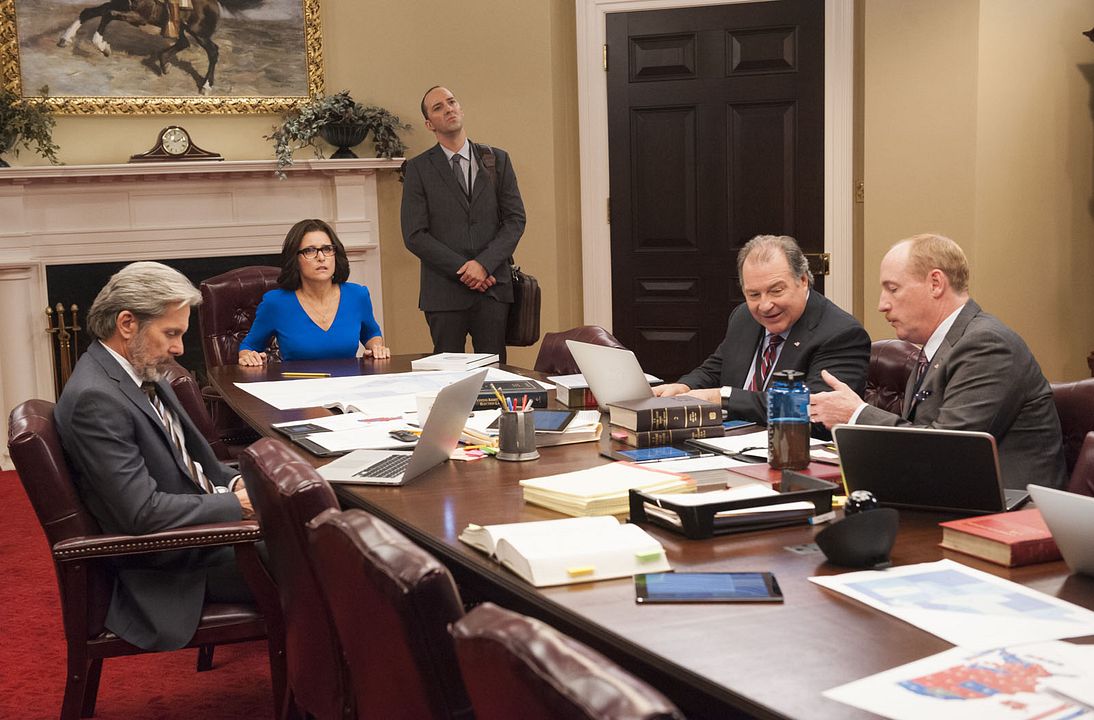 Photo Matt Walsh, Gary Cole, Julia Louis-Dreyfus, Kevin Dunn