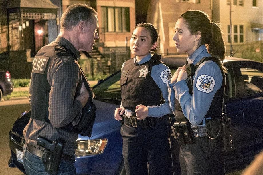 Chicago Police Department : Photo Marina Squerciati, Li Jun Li, Jason Beghe