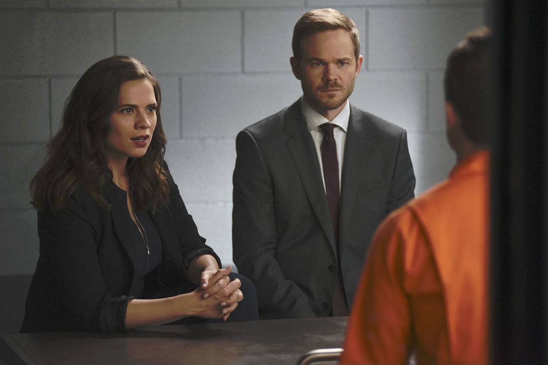 Conviction (2016) : Photo Shawn Ashmore, Hayley Atwell