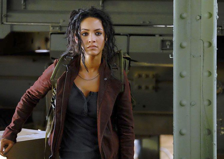 Photo de Tristin Mays - MacGyver (2016) : Photo Tristin Mays - Photo ...