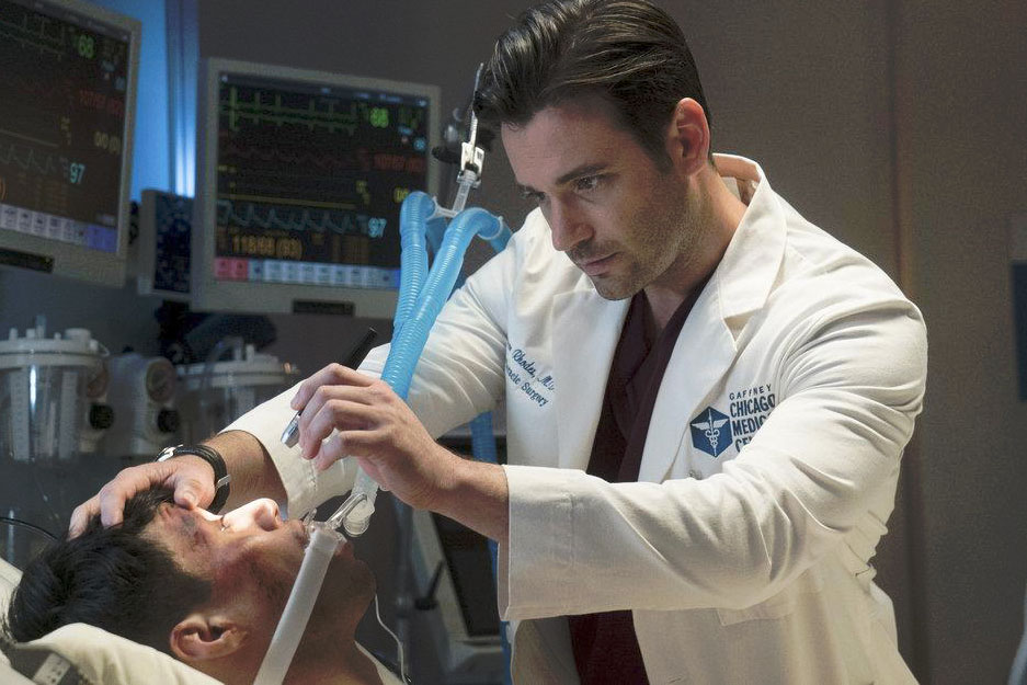 Chicago Med : Photo Colin Donnell