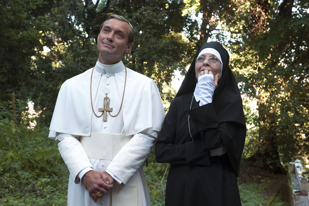 The Young Pope : Photo Jude Law, Diane Keaton